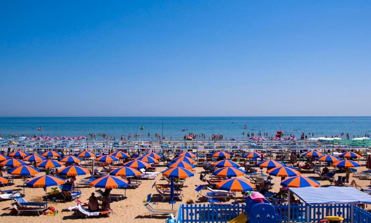 Hotel Maris Stella Riccione Exteriér fotografie
