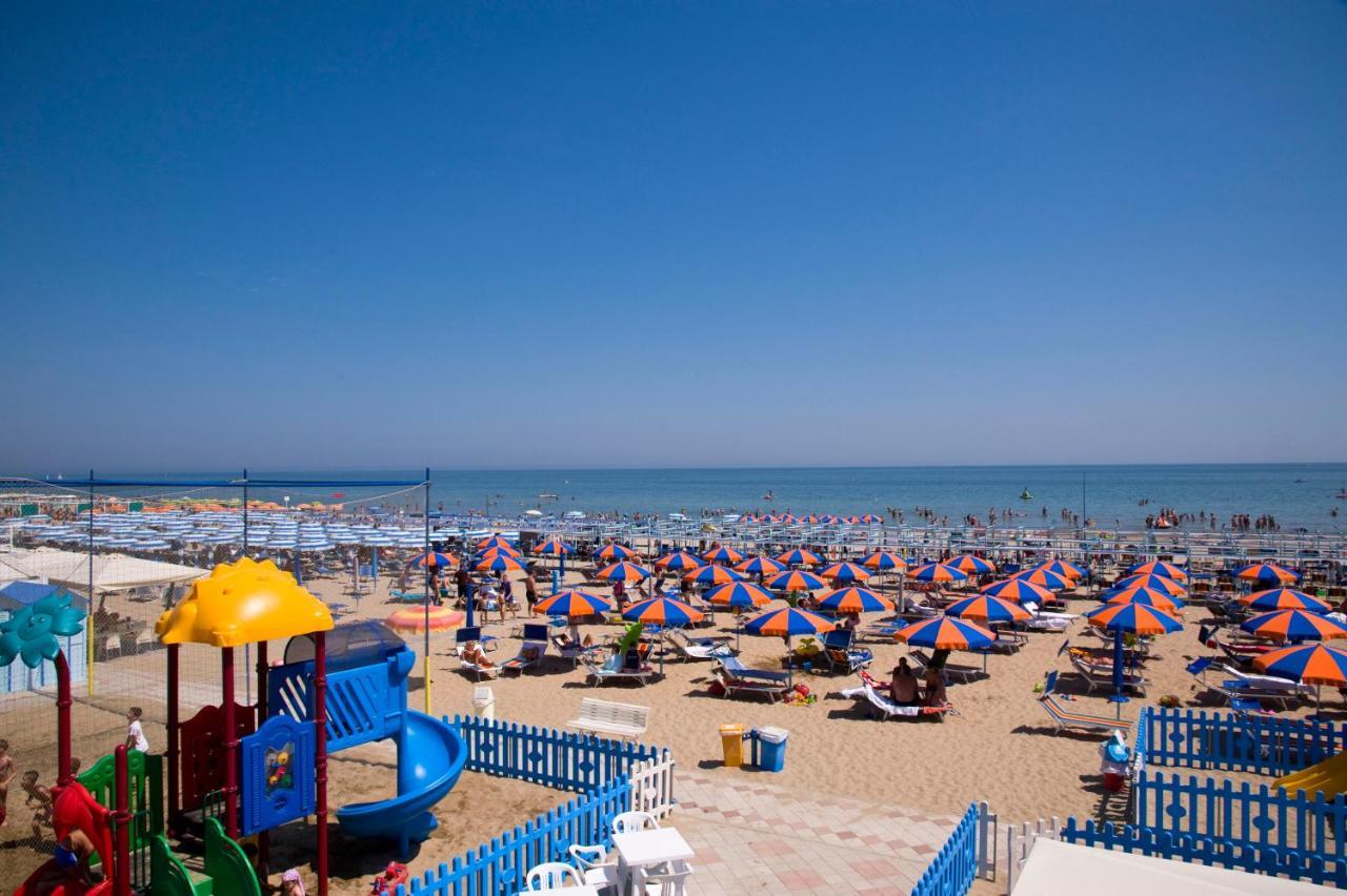Hotel Maris Stella Riccione Exteriér fotografie