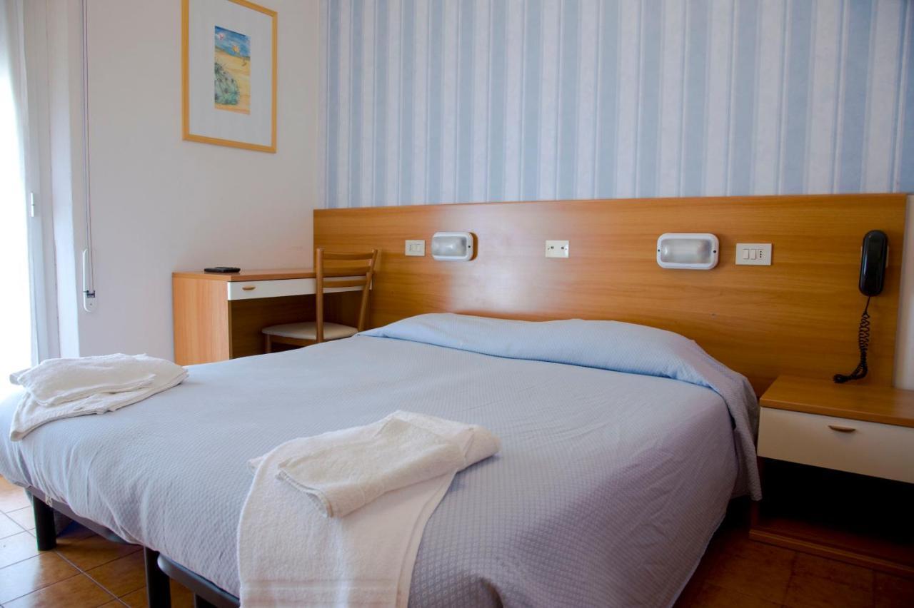 Hotel Maris Stella Riccione Exteriér fotografie