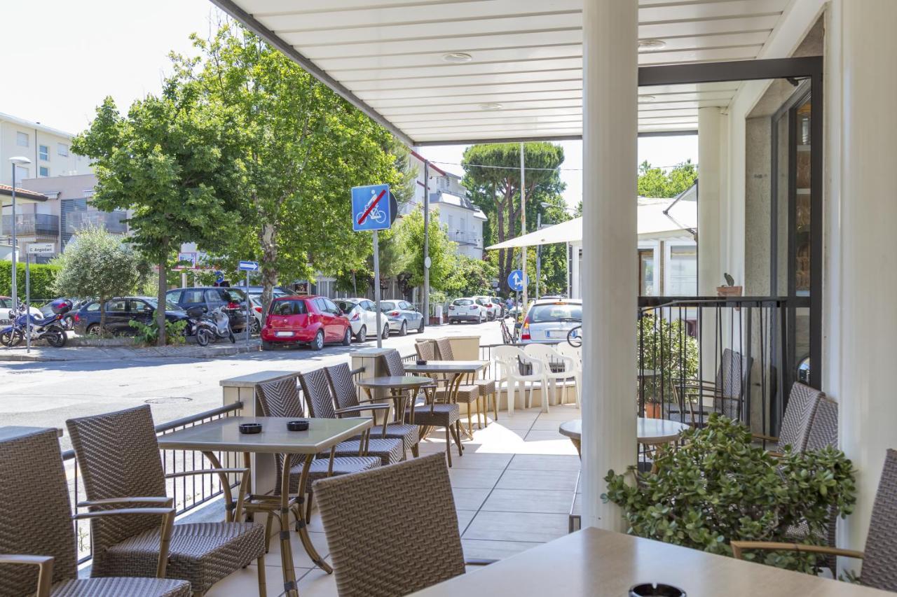 Hotel Maris Stella Riccione Exteriér fotografie