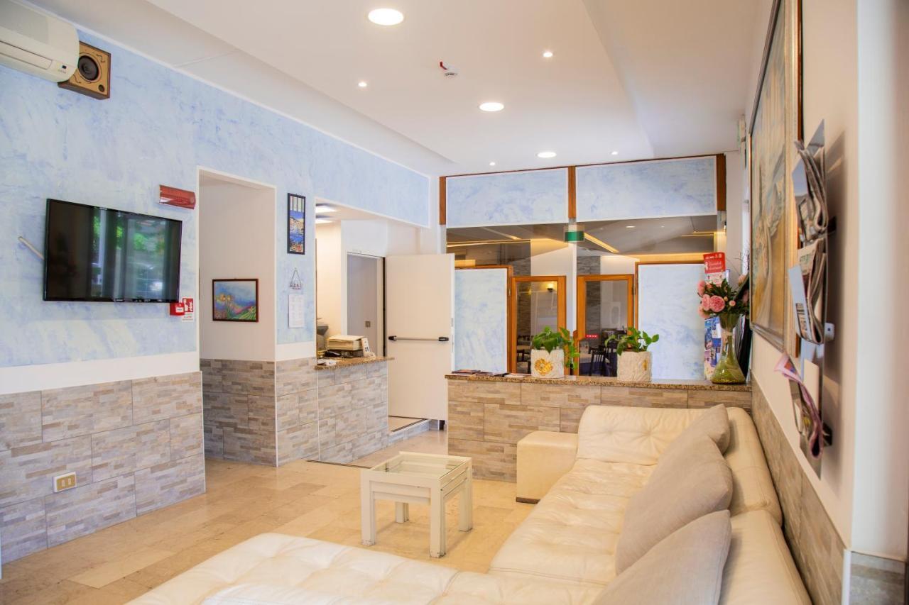 Hotel Maris Stella Riccione Exteriér fotografie