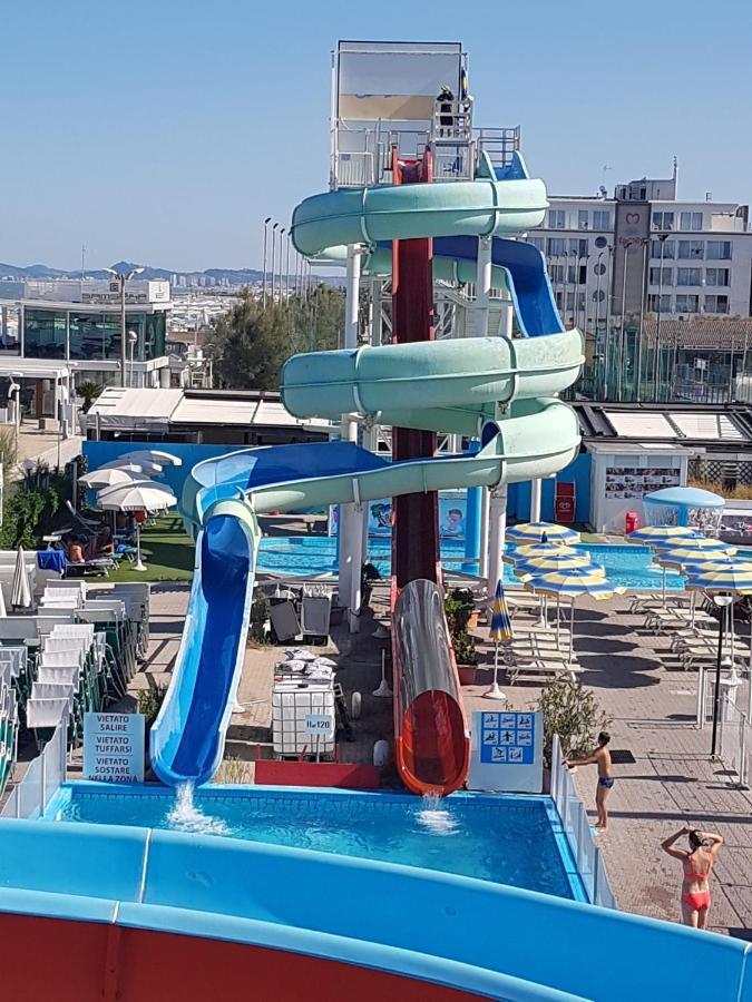 Hotel Maris Stella Riccione Exteriér fotografie